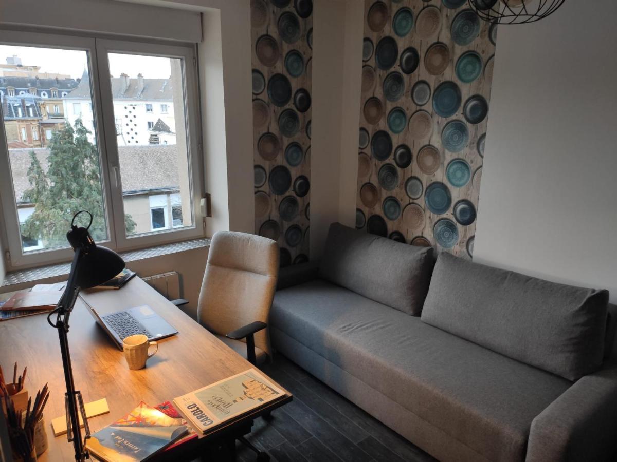 Appartement Cosy Centre-Ville Wifi Parking Charleville-Mézières Eksteriør bilde